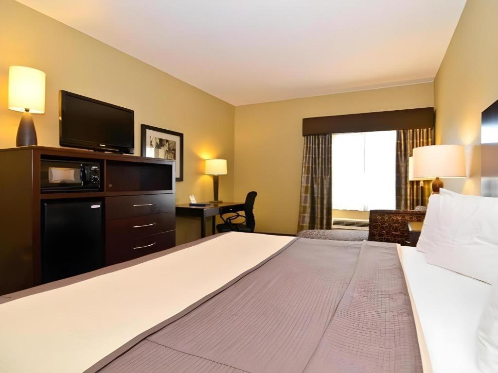 Best Western Oakdale Inn Zewnętrze zdjęcie