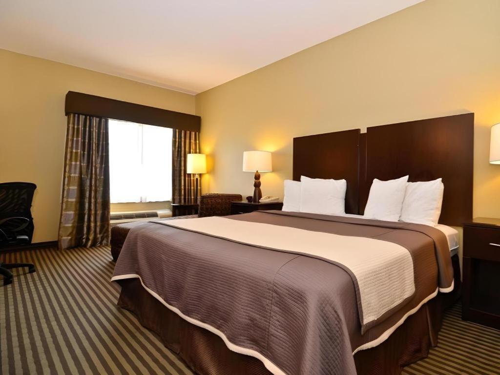 Best Western Oakdale Inn Zewnętrze zdjęcie